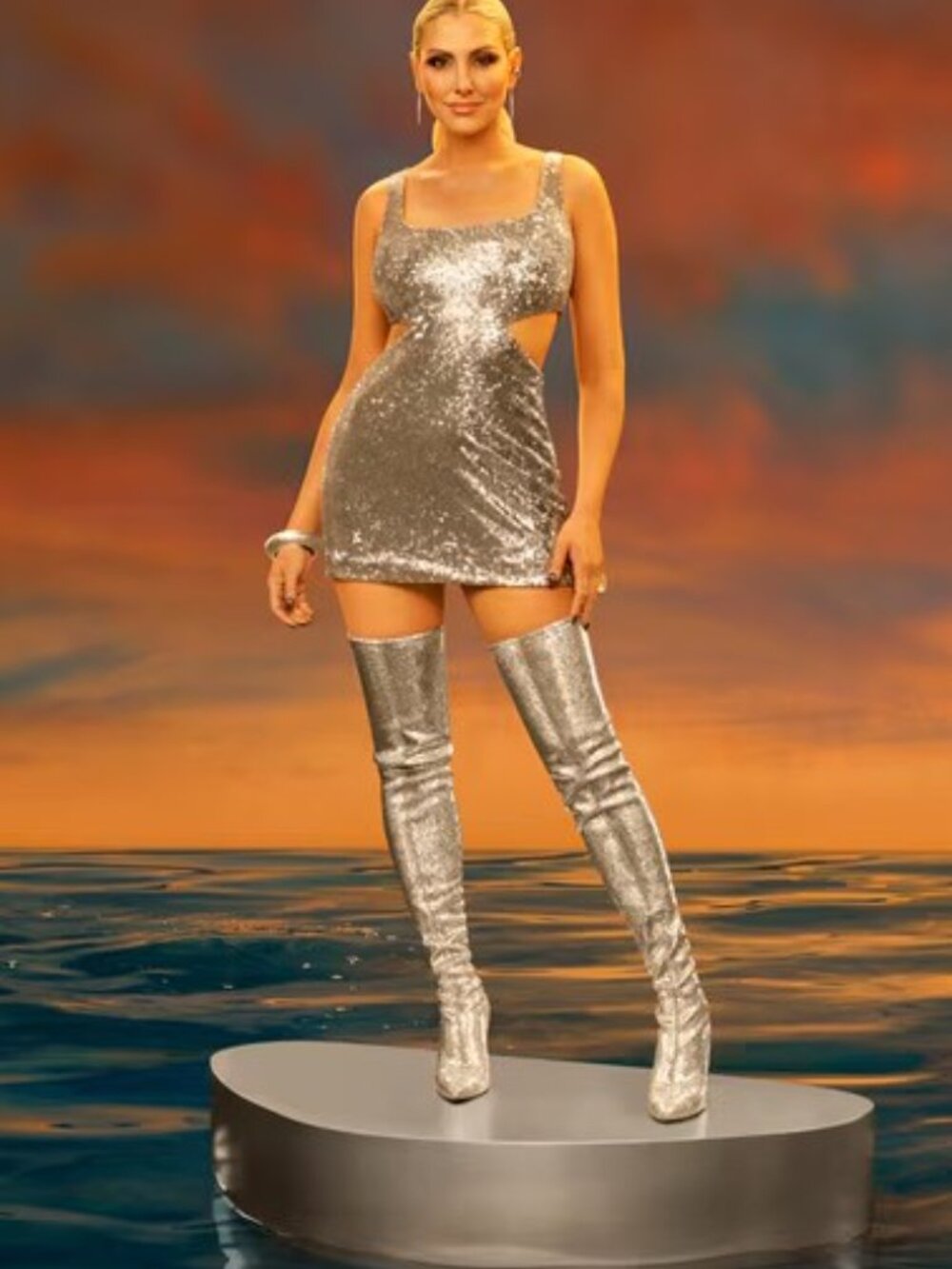 HALSTON: GUILIANA DRESS, silver sequins size 4 - Picture 8 of 9